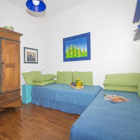 Carlotta's Lake View Apartment Meina
